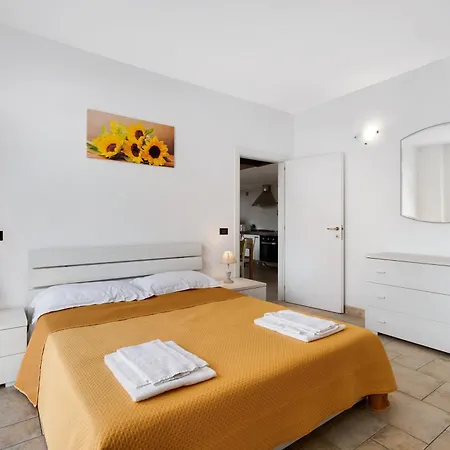 Casa Max 2 * לבנטו